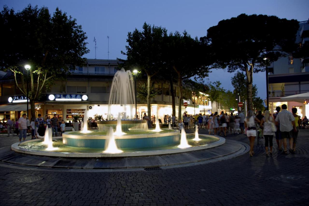 Mediterraneo Lägenhet Lignano Sabbiadoro Exteriör bild